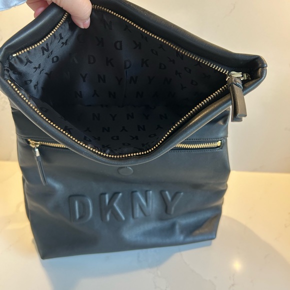 DKNY leather backpack - Picture 2 of 5